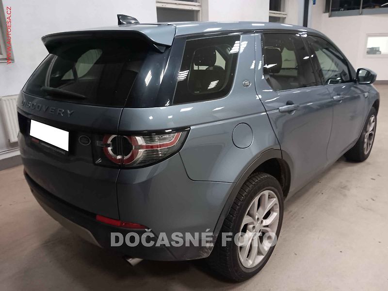 Land Rover Discovery Sport (2017) 2.0TD4 AWD HSE, ČR, AT, navi - fotka 2 z 3