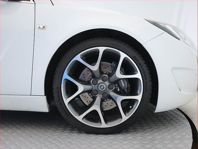 Opel Insignia (2011) OPC Line 2.8 T OPC, 4X4 - fotka 15 z 19