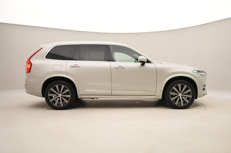Volvo XC90 B6 AWD INSCRIPTION AUT CZ 7m - fotka 14 z 55