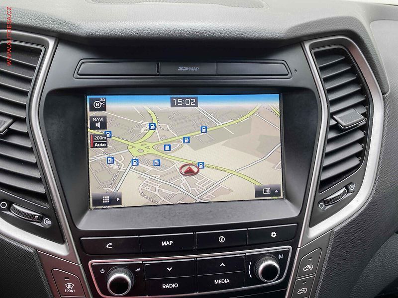 Hyundai Santa Fe (2016) 2.2 CRDi 4x4, Premium, AT - fotka 18 z 19