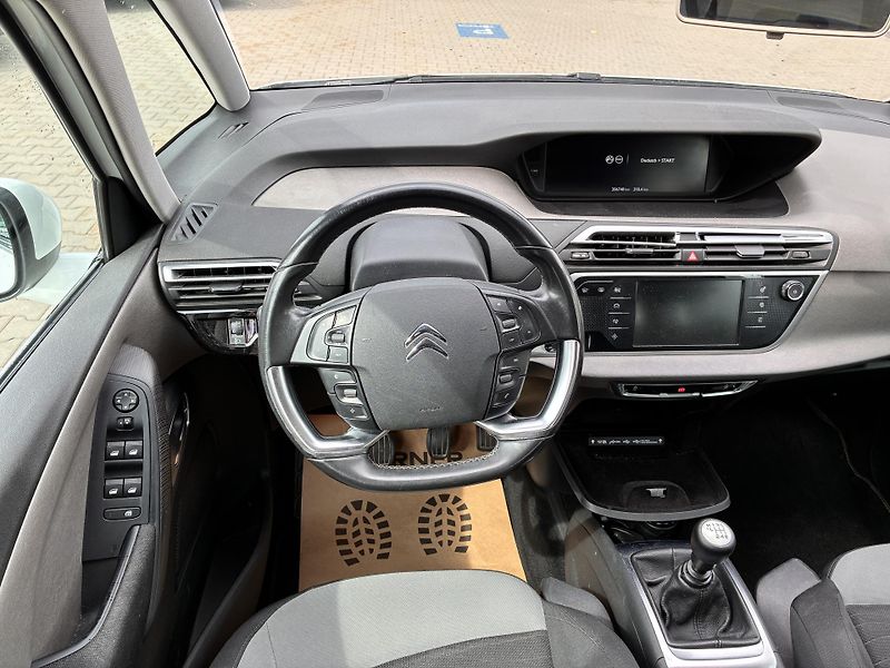Citroën C4 Picasso 1.6HDi 85kW NAVIGACE,TAŽNÉ - fotka 16 z 30