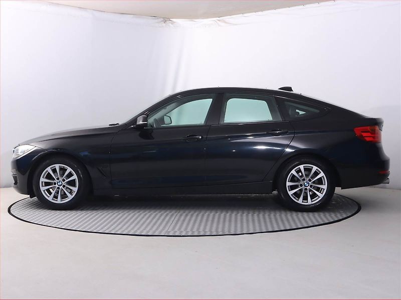BMW Řada 3 (2013) 318d GT, Automat, Serv.kniha - fotka 3 z 23