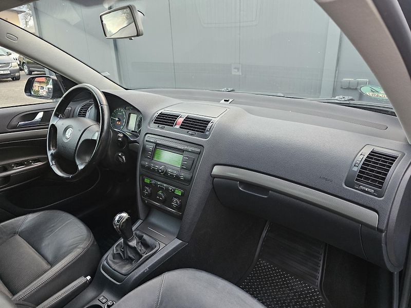 Škoda Octavia 1.9 TDI 77kW,KŮŽE,VÝHŘEVY - fotka 22 z 43