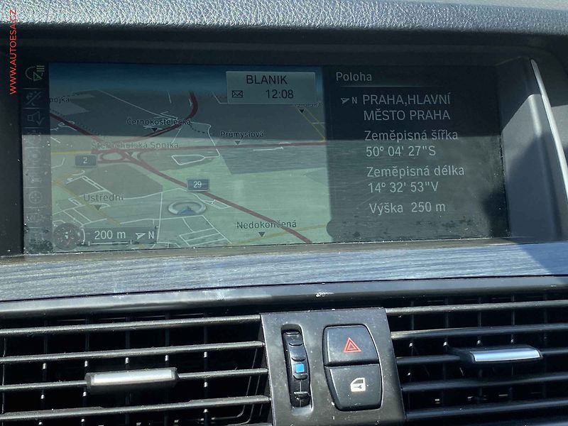 BMW Řada 5 (2014) 2.0D 525D, Luxury, Navi, Kůže - fotka 17 z 18
