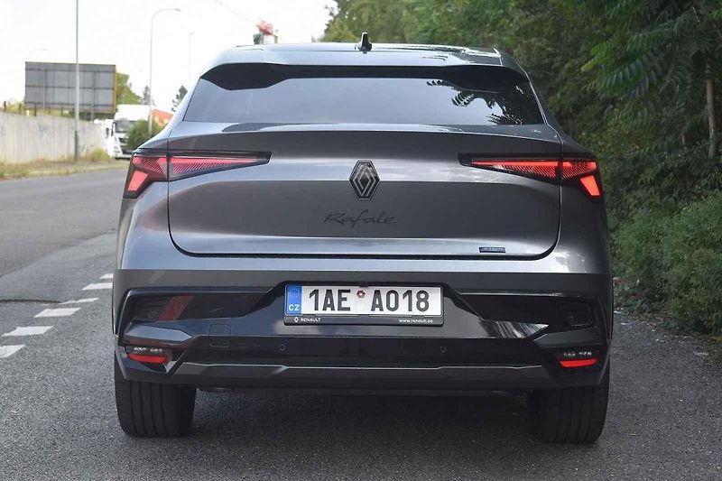 Renault Rafale je novou vlajkovou lodí francouzské značky