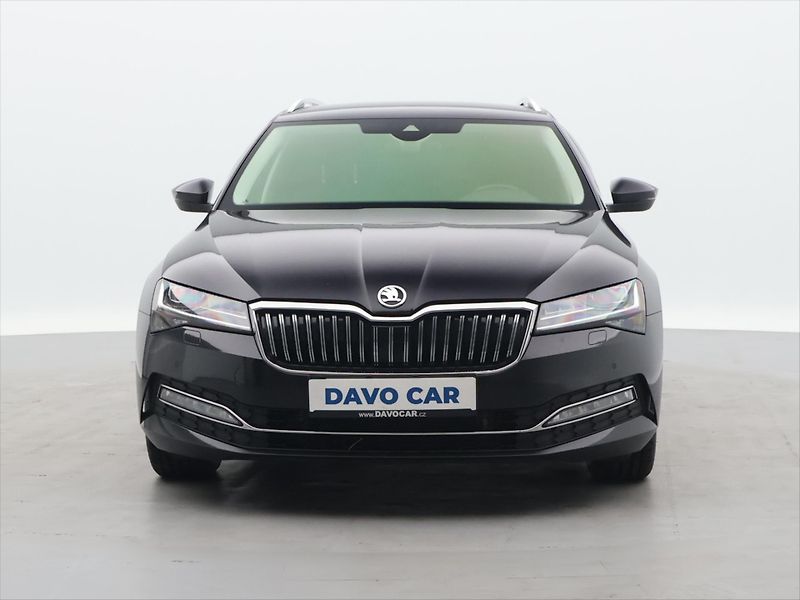 Škoda Superb 2,0 TDI 140kW DSG Style LED - fotka 2 z 34