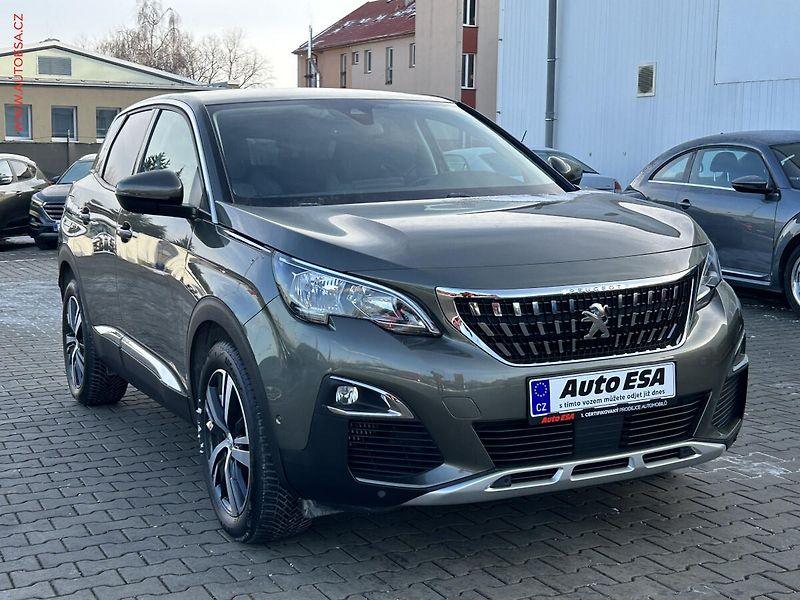 Peugeot 3008 (2018) 1.2 PT, Allure, AT, navi - fotka 1 z 24