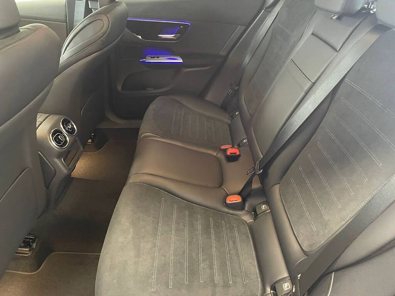 Mercedes-Benz GLC (2026) 200 4MATIC kupé - fotka 3 z 6