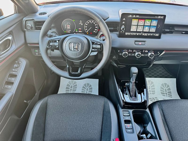 Honda HR-V (2026) 1.5 e:HEV Sport MR2027 - fotka 8 z 29