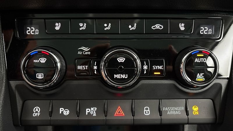 Škoda Kodiaq 2.0 TDI DSG 4x4 L&K - fotka 13 z 32