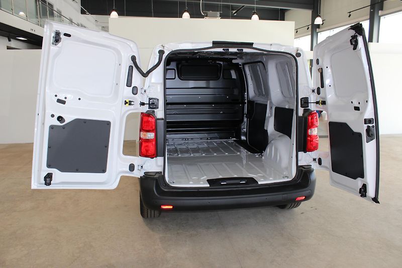 Opel Vivaro (2024) Van M (L1) 1,5 CDTI - fotka 15 z 16