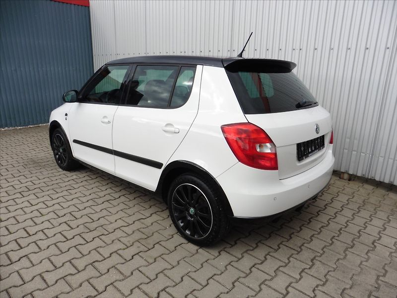 Škoda Fabia 1.2 TSi Monte Carlo 1.maj. - fotka 6 z 15
