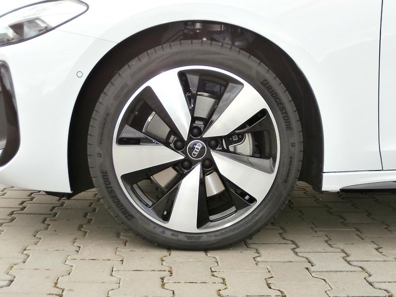Audi A5 (2024) Limuzína TDI quattro 150kW - fotka 31 z 31