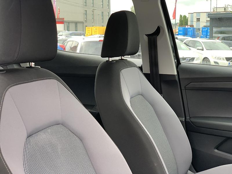 Seat Arona Xcellence 1.0TSi 70kw odp.DPH - fotka 33 z 44