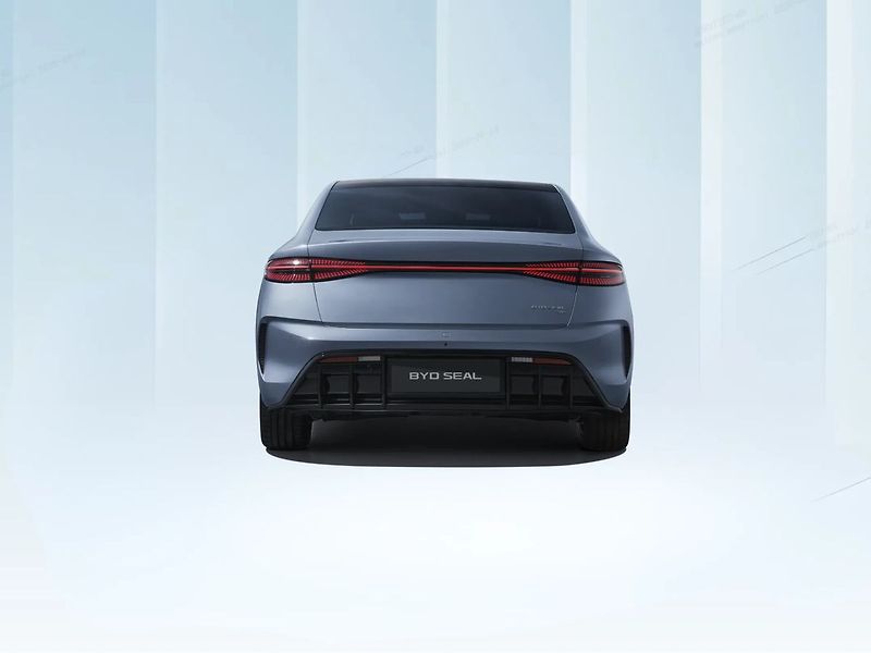 BYD Seal (2025) Excellence | 4x4 | - fotka 4 z 7
