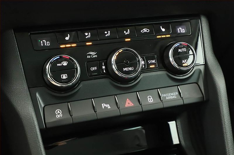 Škoda Karoq (2023) Style 2.0 TDI - fotka 14 z 20