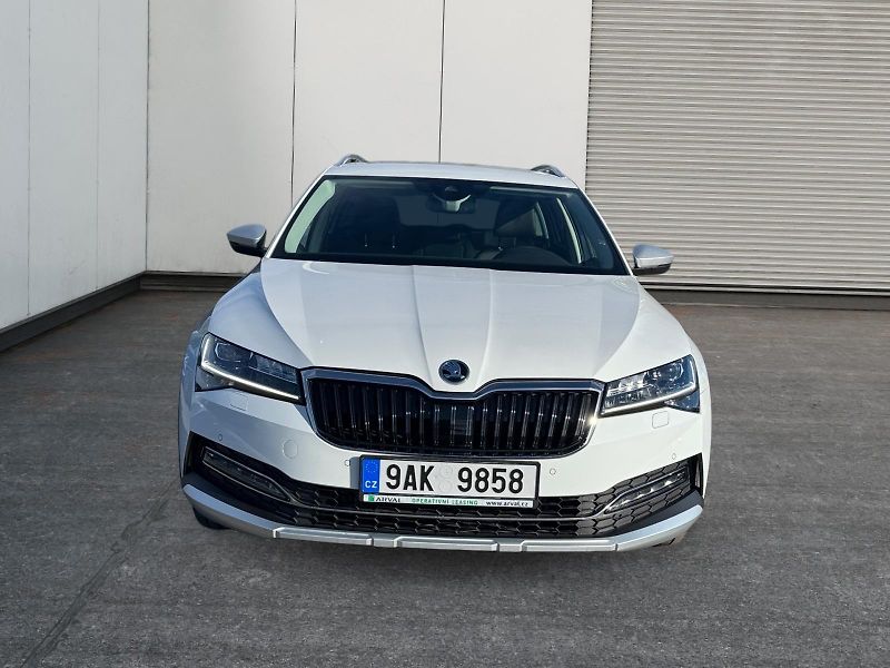 Škoda Superb (2022) SCOUT 2.0TDI 147kW 4x4 DSG TAŽ - fotka 2 z 11