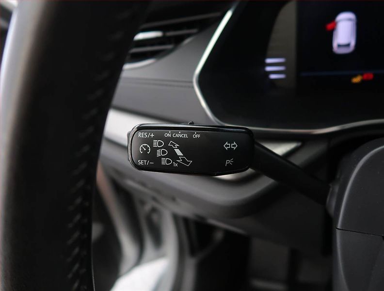 Škoda Octavia (2023) Ambition 2.0 TDI, ČR,1.maj - fotka 21 z 23