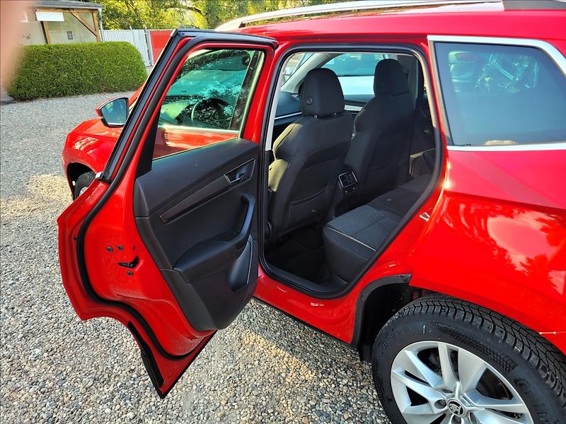 Škoda Karoq 1,0 Zálohováno !TSI,Style,TFT, - fotka 14 z 44