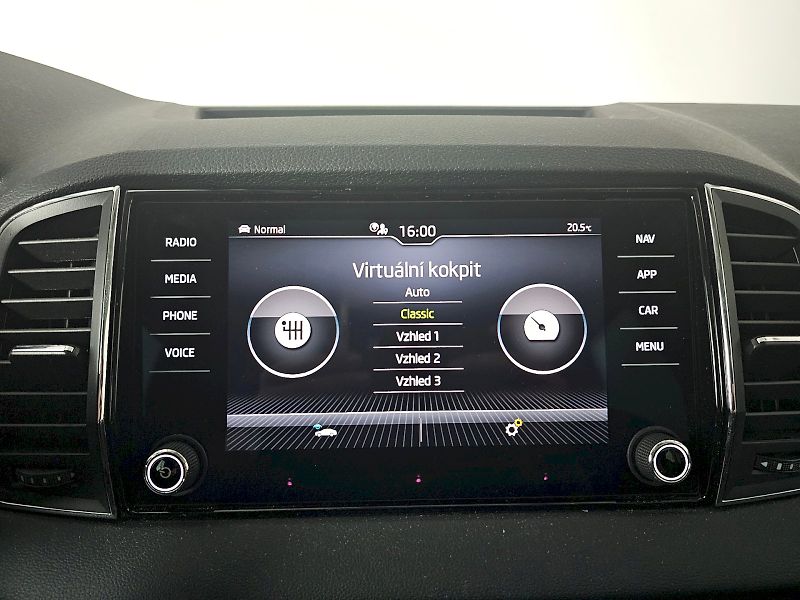Škoda Karoq (2025) 1.5TSi 110kW DSG TOP SELECTION - fotka 16 z 31