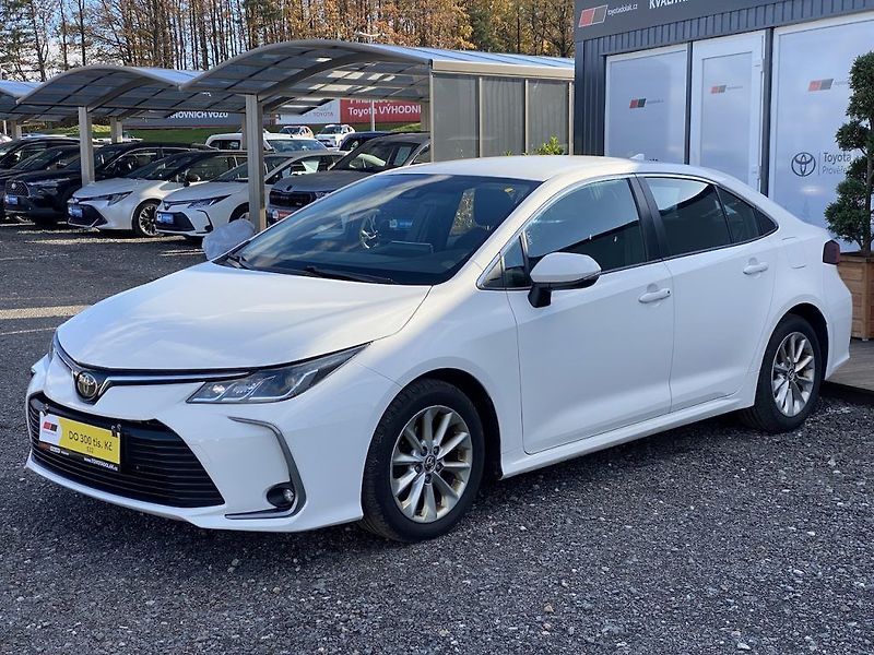 Toyota Corolla 1.6i, ČR-1m, Comfort, tažné - fotka 3 z 33