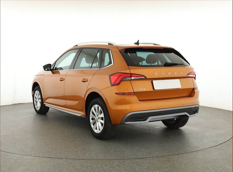 Škoda Kamiq (2023) Style 1.0 TSI - fotka 4 z 18
