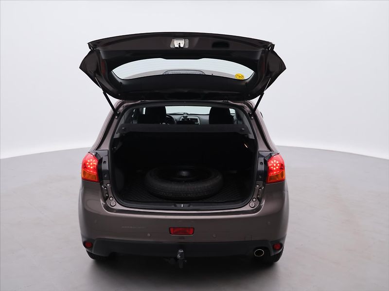 Mitsubishi ASX 1.6 MIVEC 86kW LPG CZ - fotka 9 z 28
