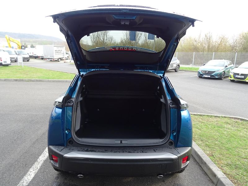 Peugeot 2008 (2026) ALLURE Hybrid 145k e-DCS6 - fotka 10 z 45