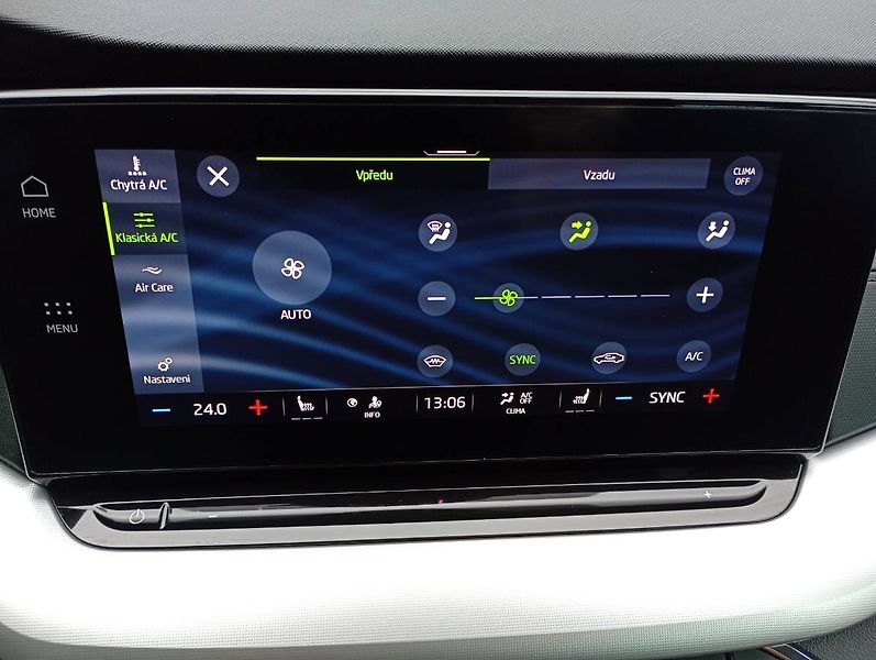Škoda Octavia (2022) 2.0 TDI 110 kW DSG Clever pake - fotka 30 z 36