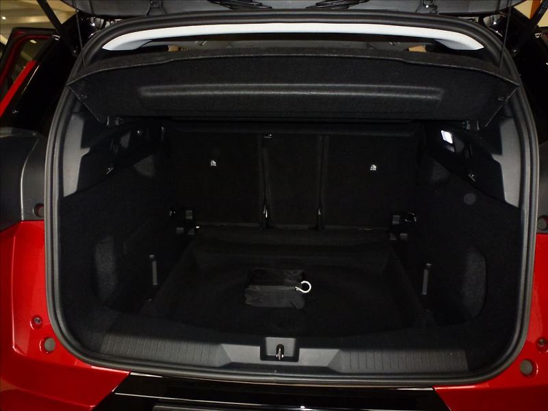 Citroën C5 Aircross 1,2 Hybrid 145k  PLUS - fotka 20 z 25