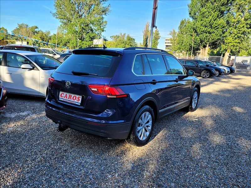 Volkswagen Tiguan 1,5 zálohováno - fotka 6 z 48