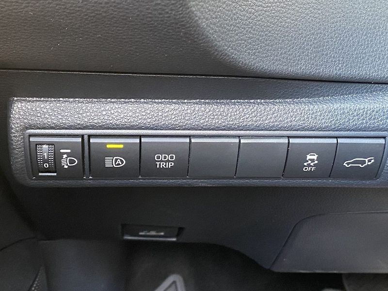 Toyota Corolla 1.8HEV, ČR-1m, Style, záruka - fotka 15 z 17