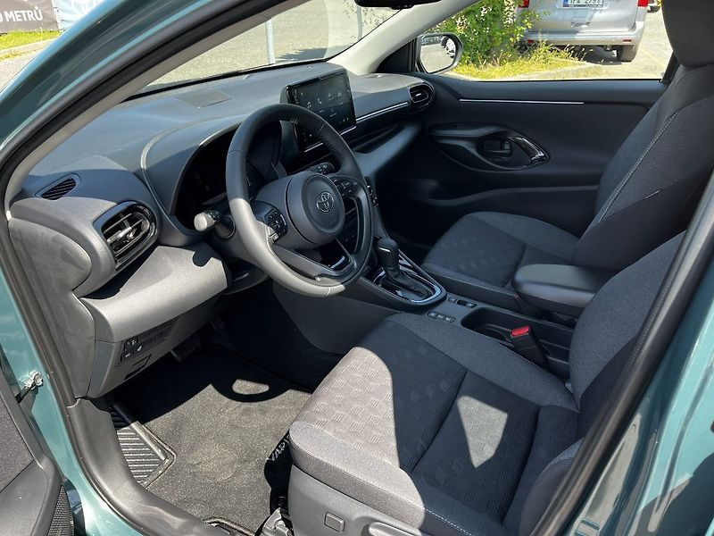 Toyota Yaris 1.5 Hybrid Style ODBĚR IHNED - fotka 12 z 27