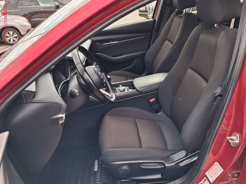 Mazda 3 (2022) 2.0i, 1.maj,ČR, AC, navi - fotka 9 z 19
