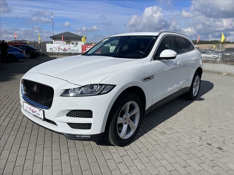 Jaguar F-Pace 3,0 d 221kw AWD Aut. DPH - fotka 32 z 37