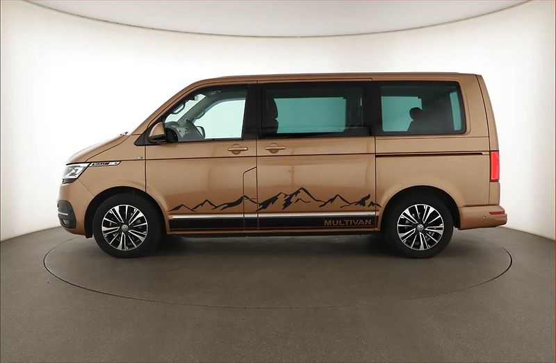 Volkswagen Multivan (2021) Highline 2.0 TDI 4Motion, ČR - fotka 3 z 20