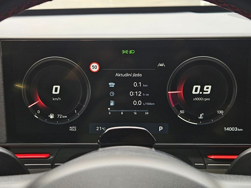 Hyundai Kona 1.6T-GDi 4x4 DCT N-Line,serv.k - fotka 22 z 35