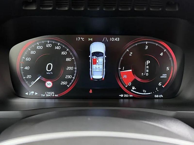 Volvo XC90 2.0D5 173 Aut. R-Desing AWD TZ - fotka 5 z 13