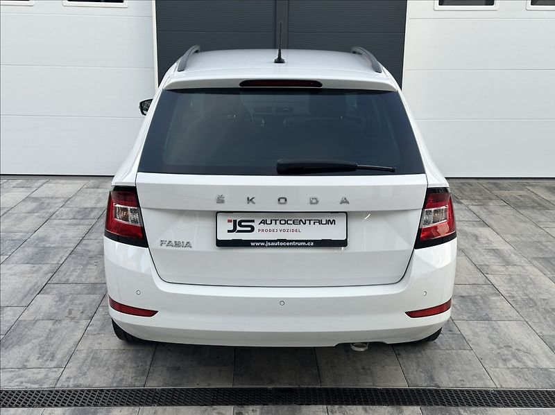 Škoda Fabia 1,0 TSI 95PS  Ambition Top - fotka 8 z 52