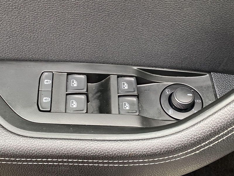 Škoda Superb (2022) Combi 2.0 TDI DSG Style - fotka 23 z 37