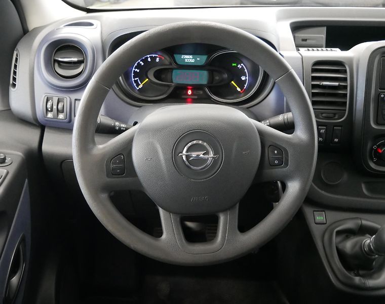 Opel Vivaro - fotka 15 z 22