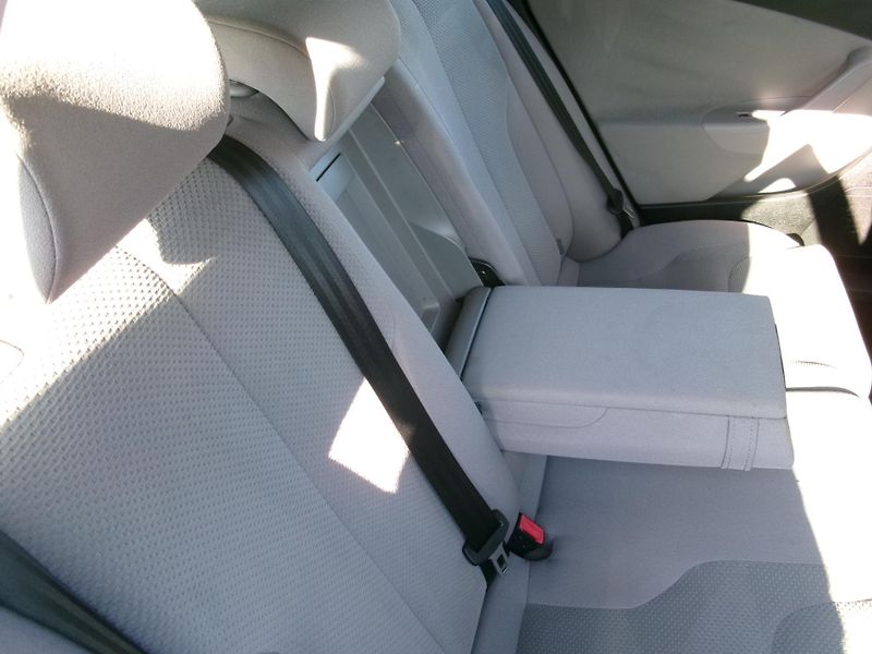 Volkswagen Passat (2007) 2,0TDI 103kW AC TEMP HF - fotka 16 z 25