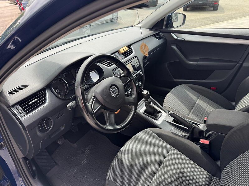Škoda Octavia (2015) 1.6 TDI 77kW - fotka 11 z 29