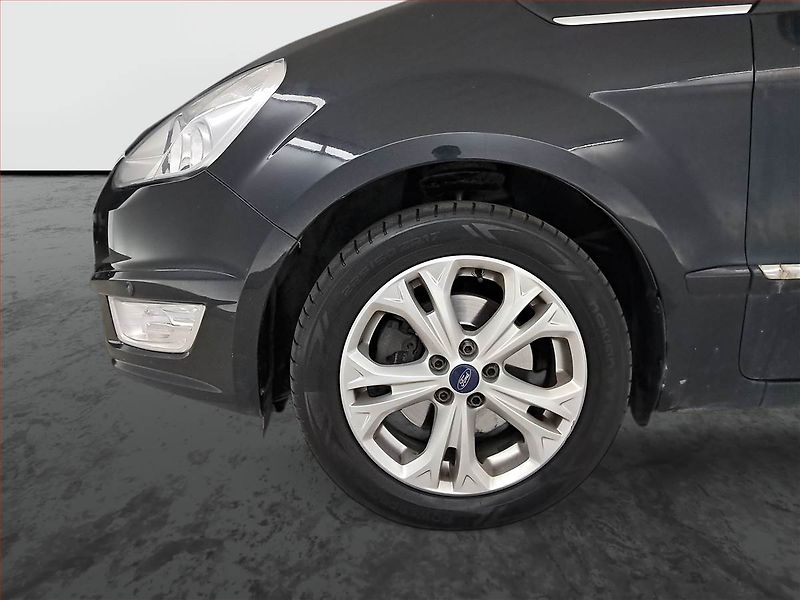 Ford Galaxy (2010) 2.0 TDCi, 7 míst - fotka 14 z 18