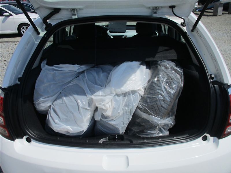Citroën C3 1,2 VTi, klima, serv.kn., CZ - fotka 9 z 25