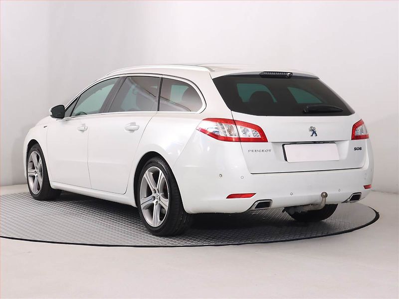 Peugeot 508 (2016) 2.0 BlueHDi, Automat, Navi - fotka 4 z 19
