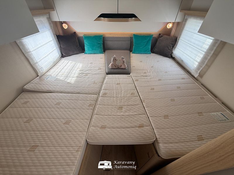 Hymer Ostatní (2019) B680 Mercedes Plná výbava,3,5t - fotka 9 z 34