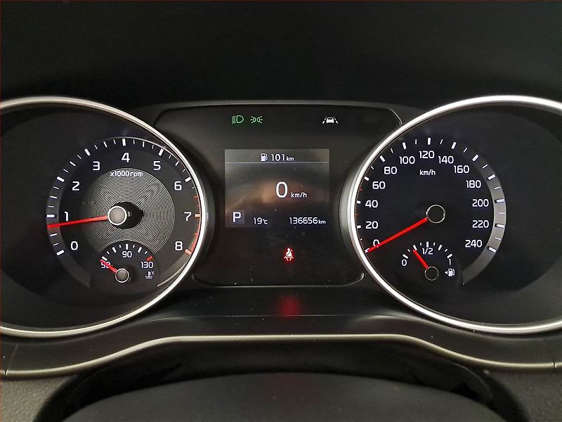 Kia Ceed (2021) 1.5 T-GDI, Automat, Serv.kniha - fotka 11 z 18
