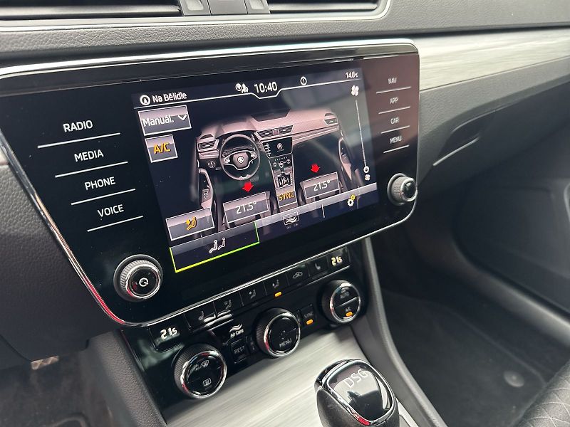 Škoda Superb (2021) Combi 2.0 TDI DSG Ambition - fotka 16 z 31