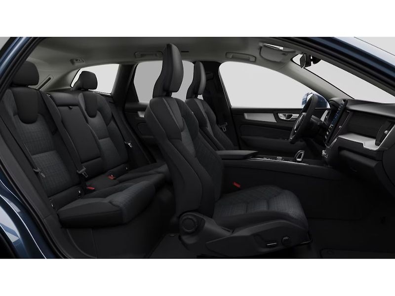 Volvo XC60 ESSENTIAL T6 AWD 262kW - fotka 8 z 13